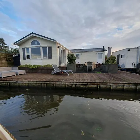 Сasa de vacaciones Op Zee By Interhome Wervershoof